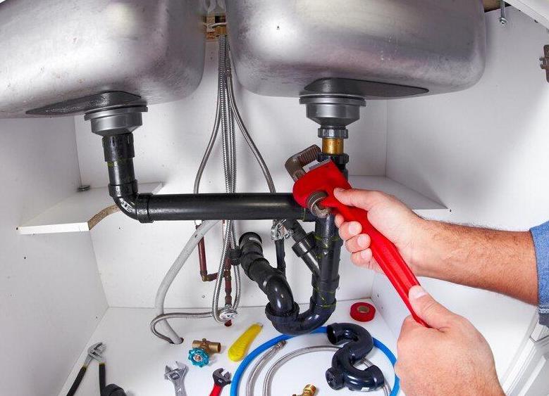 马桶堵塞不用慌，专业无损疏通更靠谱